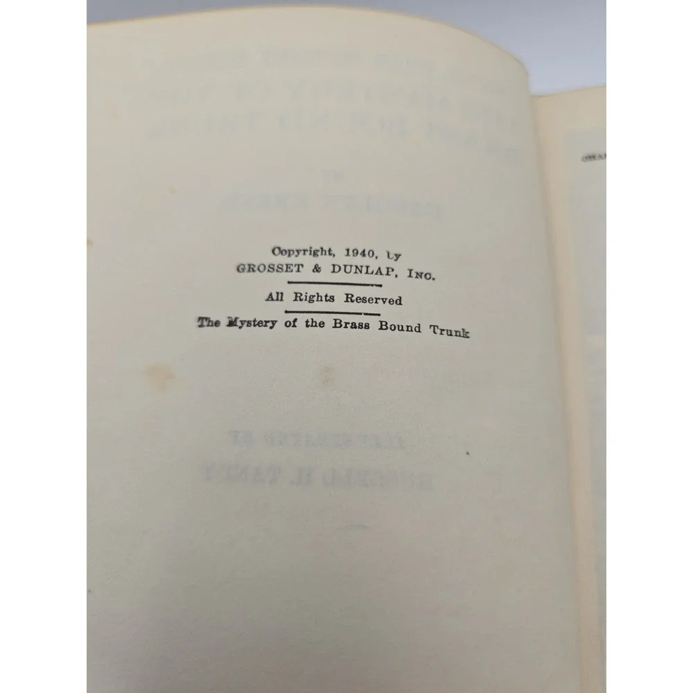 Nancy Drew ︱#17︱ The Mystery of the Brass Bound Trunk︱1940